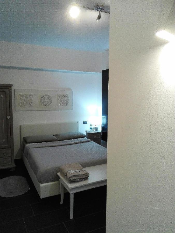 B&B Stazione Latina Sermoneta Zewnętrze zdjęcie