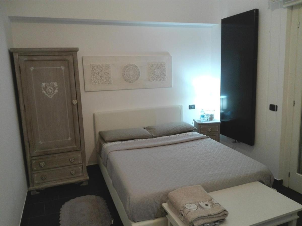 B&B Stazione Latina Sermoneta Zewnętrze zdjęcie